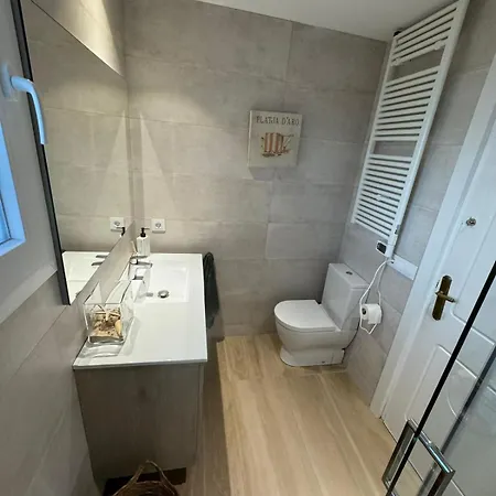 Bonita Casa Con Jardin En Platja Daro